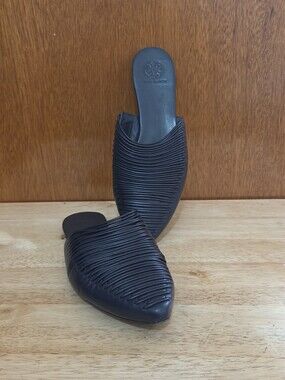 Tory Burch Sienna Black Leather Pointed Toe Woven Flat Slide Mules Size 7M